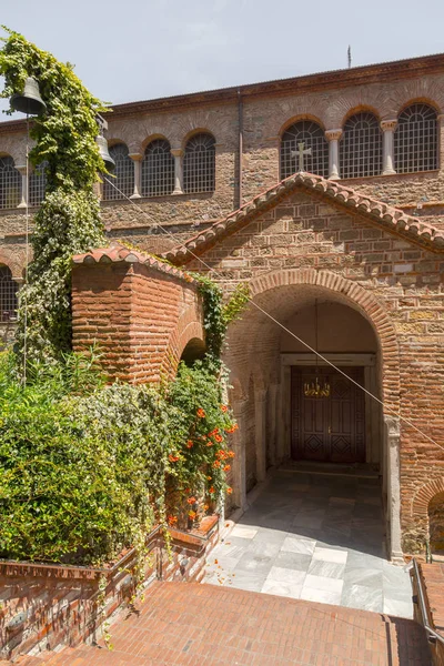 Vista exterior do chuch byzantine de Acheiropoietos em Thessa — Fotografia de Stock