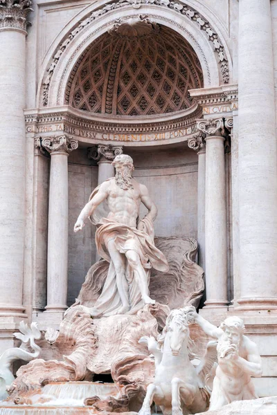 Fontana di Trevi o Fontana di Trevi en Piazza Trevi, Roma —  Fotos de Stock