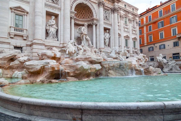 Trevi Fountain or Fontana di Trevi at Piazza Trevi, Rome — Stock Photo, Image