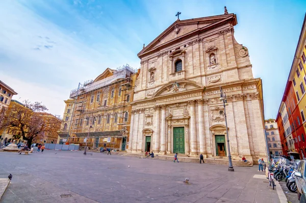 View from Piazza della Chiesa Nuova in Navona district of Rome, — Stock Photo, Image