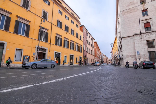 Cityscape e arquitetura genérica de Roma, o italiano capita — Fotografia de Stock