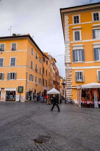 이탈리아인 인 로마의 도시 경관과 일반 건축 양식 — 스톡 사진