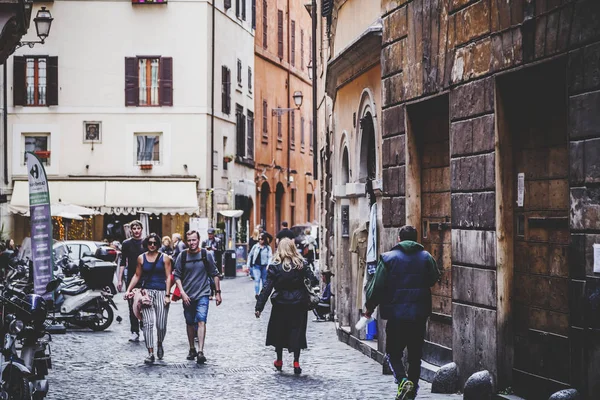 ローマからの都市景観と一般的な建築、イタリア人 — ストック写真