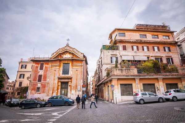 Paesaggio urbano e architettura generica da Roma, il abitante italiano — Foto Stock