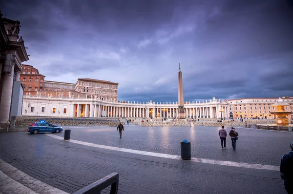 Vista desde la Ciudad del Vaticano, el corazón del cristianismo católico —  Fotos de Stock