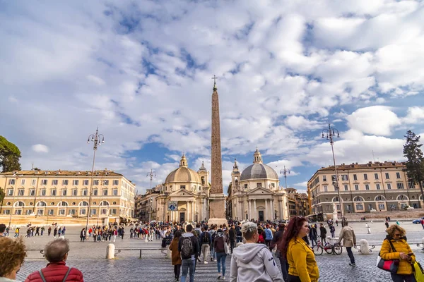 Piazza del popolo in Rome, italy — стоковое фото