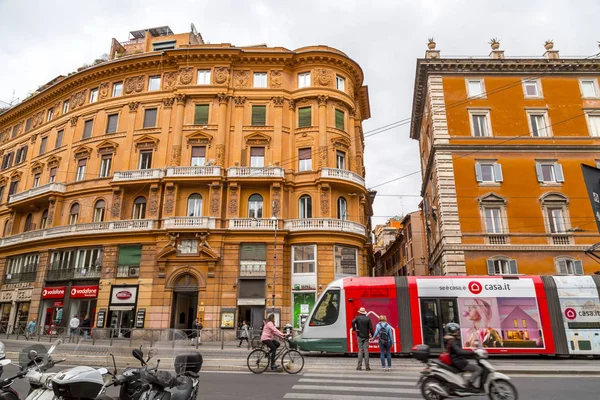 Stadtbild und allgemeine Architektur aus Rom, der italienischen Hauptstadt — Stockfoto