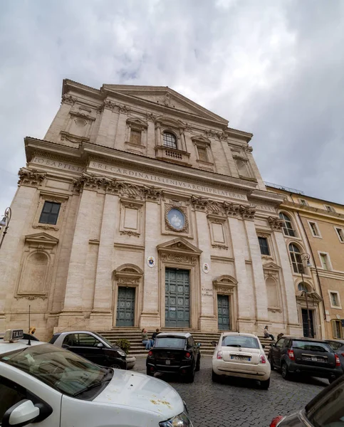 Paesaggio urbano e architettura generica da Roma, il abitante italiano — Foto Stock