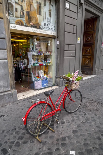 Cityscape e arquitetura genérica de Roma, o italiano capita — Fotografia de Stock