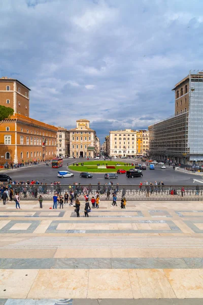 Vista de la ciudad en Piazza Venezia en Roma —  Fotos de Stock