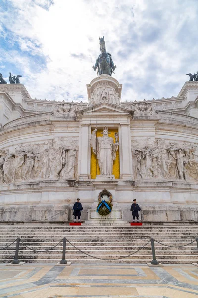 Il Vittoraino, monumento a Víctor Manuel, Roma —  Fotos de Stock