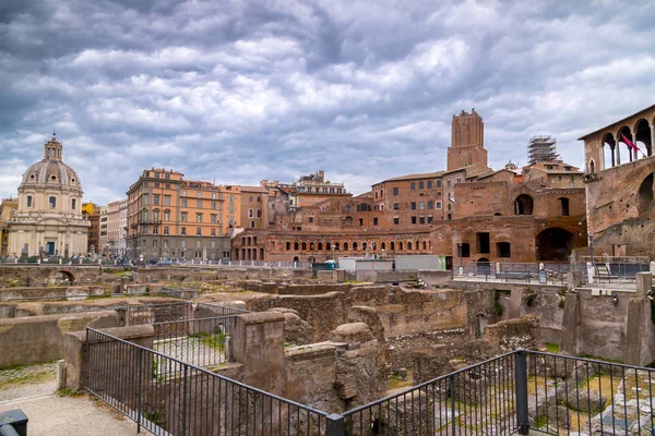 Fórum Romano, vista do Capitólio em Roma — Fotografia de Stock