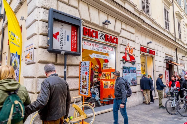 Tienda de motos talian y Museo Vespa —  Fotos de Stock