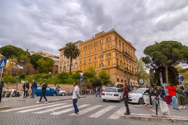 Paesaggio urbano e architettura generica da Roma, il abitante italiano — Foto Stock