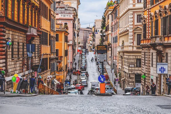 Stadtbild und allgemeine Architektur aus Rom, der italienischen Hauptstadt — Stockfoto