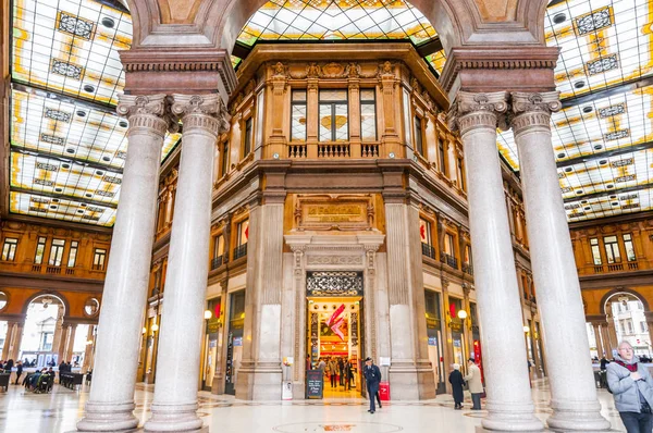 Galleria Alberto Sordi en Roma —  Fotos de Stock