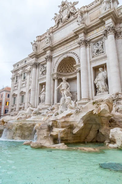 Trevi Fountain or Fontana di Trevi at Piazza Trevi, Rome — Stock Photo, Image