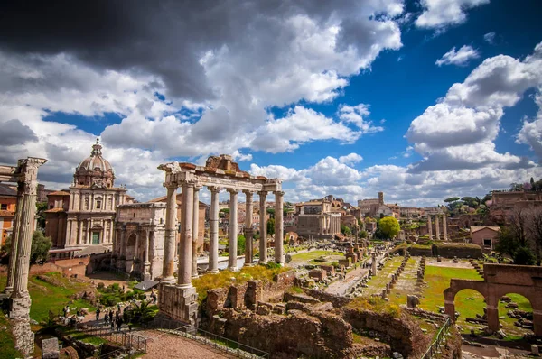 Roman Forum, uitzicht vanaf Capitolium Hill in Rome — Stockfoto