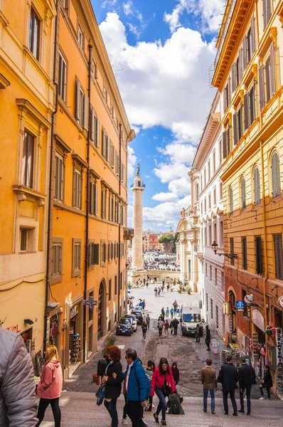 Cityscape e arquitetura genérica de Roma, o italiano capita — Fotografia de Stock