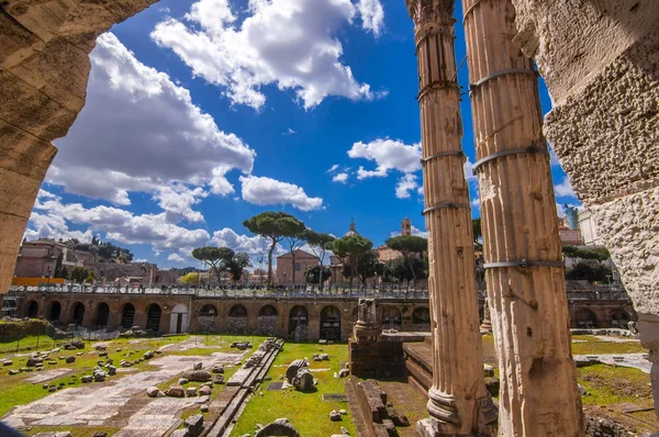 Roman Forumu, Roma 'da Capitolium Tepesi 'nden görünüm — Stok fotoğraf