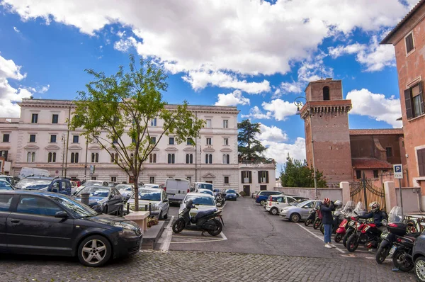 Cityscape and generic architecture from Rome, the Italian capita — Stock Photo, Image