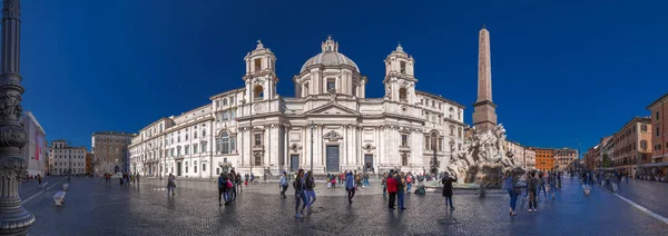 Plaza Navona en Roma, Italia . —  Fotos de Stock