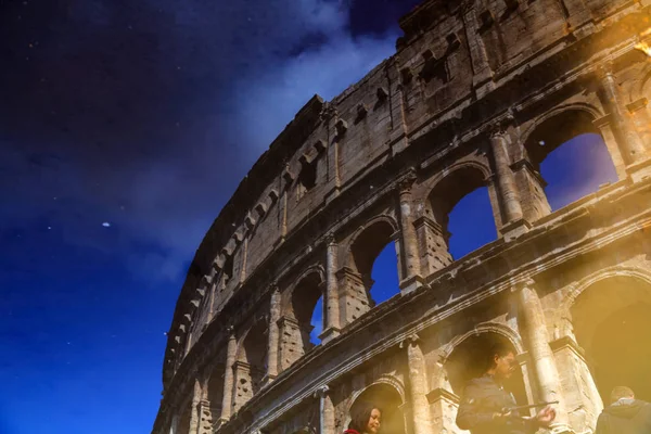Coliseu Romano em Roma — Fotografia de Stock
