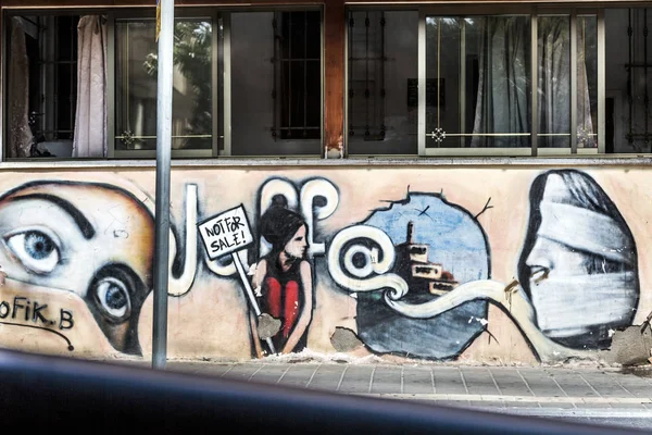 Arte urbano moderno pintado en Tel Aviv, Israel — Foto de Stock