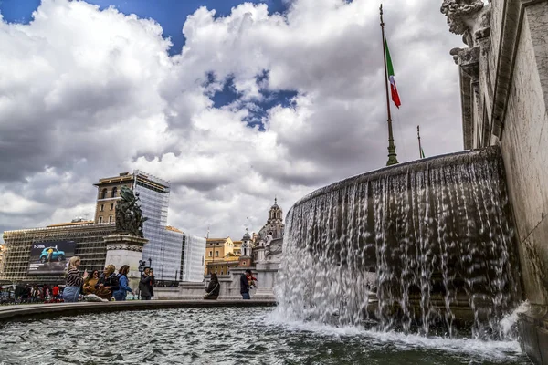 Il Vittoraino, monumento a Víctor Manuel, Roma —  Fotos de Stock