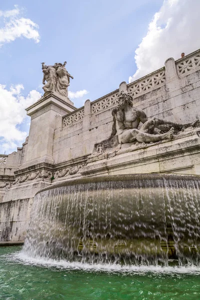 Il Vittoraino, monumento a Víctor Manuel, Roma —  Fotos de Stock
