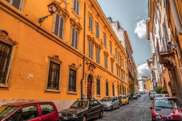 Stadtbild und allgemeine Architektur aus Rom, der italienischen Hauptstadt — Stockfoto