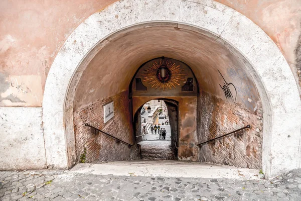 Cityscape e arquitetura genérica de Roma, o italiano capita — Fotografia de Stock