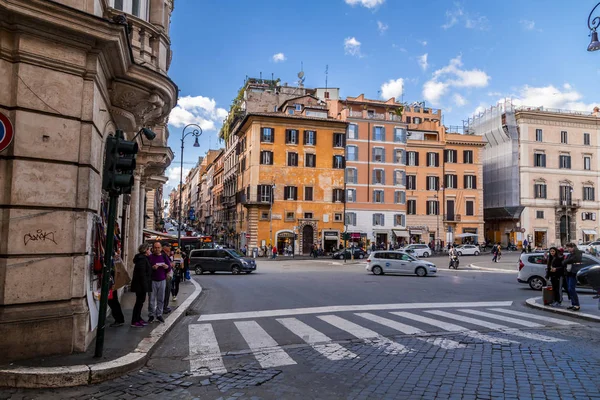 Paesaggio urbano e architettura generica da Roma, il abitante italiano — Foto Stock