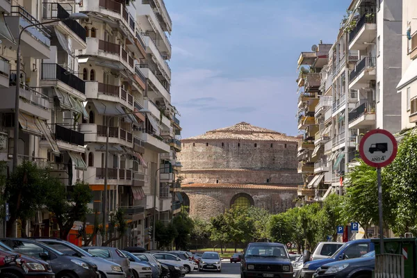 Vistas a la calle y arquitectura urbana en Tesalónica — Foto de Stock
