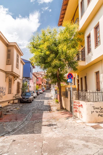 Vista de rua na cidade velha de Salónica — Fotografia de Stock