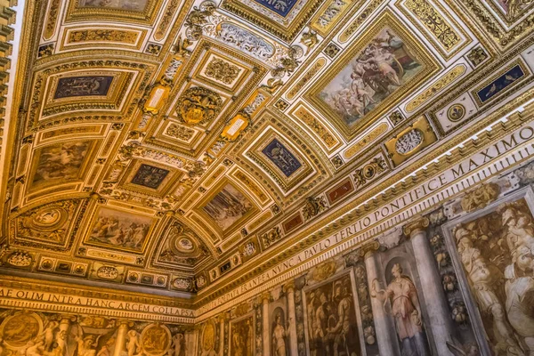 Castel Sant 'Angelo en Roma, Italia —  Fotos de Stock