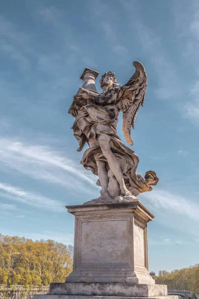 Ókori angyal szobor Rómában, Olaszországban — Stock Fotó