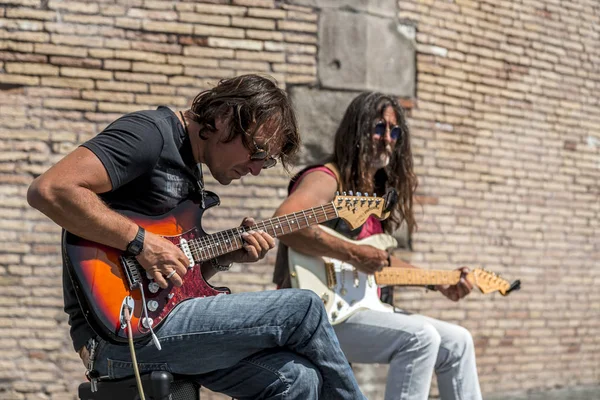 Banda de música realizando un concierto público en Roma — Foto de Stock