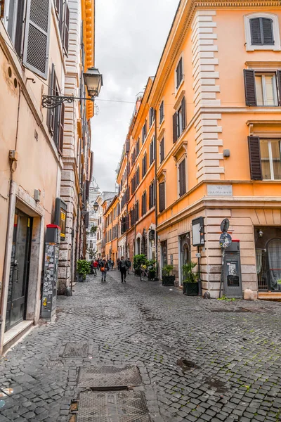 Paysage urbain et architecture générique de Rome, la population italienne — Photo