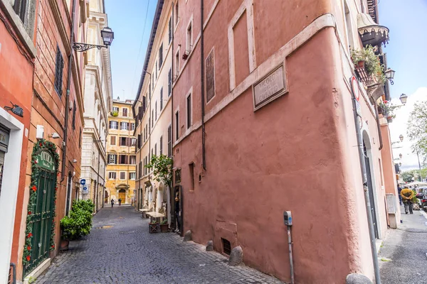 Cityscape e arquitetura genérica de Roma, o italiano capita — Fotografia de Stock