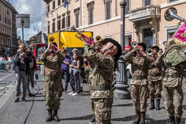 Bersaglieri Army band i Rom — Stockfoto