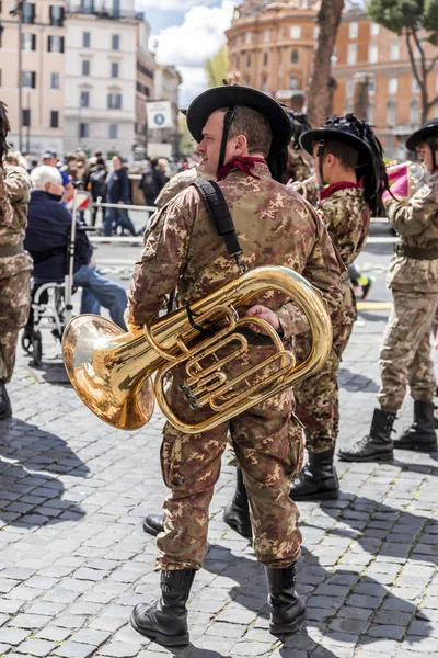 Bersaglieri Army band i Rom — Stockfoto