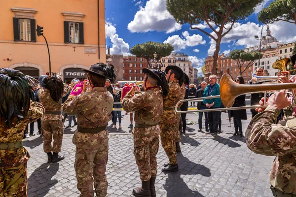 Bersaglieri Army band i Rom — Stockfoto