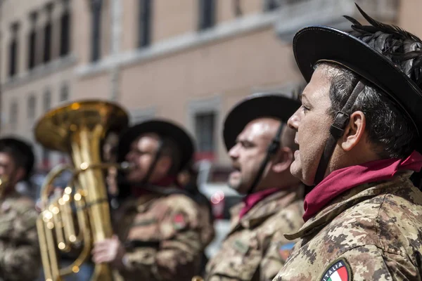 Bersaglieri Army band i Rom — Stockfoto