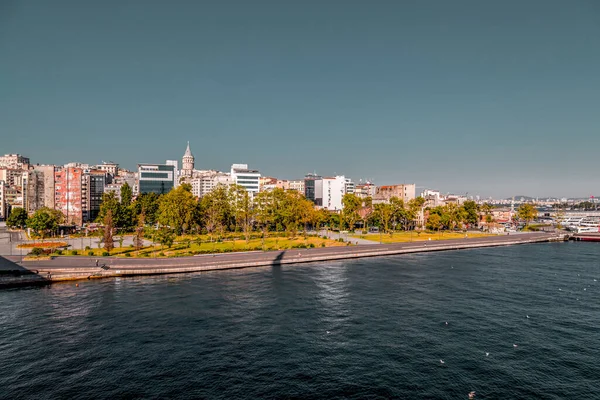 Istanbul Turquie Juillet 2020 Tour Galata Les Bâtiments Sur Côte — Photo