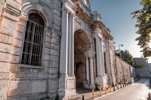 Universiteit Van Istanbul Suleymaniye Gate Poort Ligt Naast Suleymaniye Moskee — Stockfoto