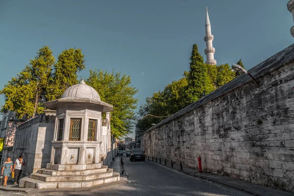 Istanbul Turkey July 2020 Memorial Tomb Fountain Mimar Sinan Chief — Stock Photo, Image