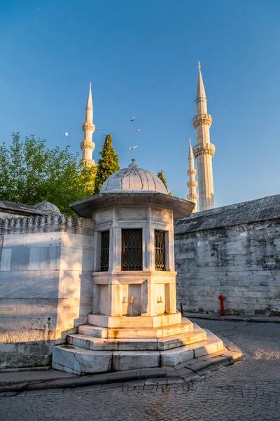 Istambul Turquia Julho 2020 Túmulo Memorial Fonte Mimar Sinan Arquiteto — Fotografia de Stock