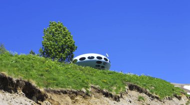 UFO açılış dosyalanmış ve Kafkas Dağları yaz manzara. Dombai doğa, Rusya Federasyonu