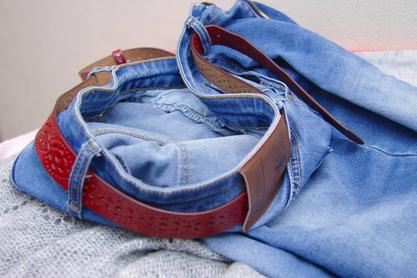Quickly Shot Jeans Blue Denim Fabric Clothing Textiles Red Leather — Stock Photo, Image